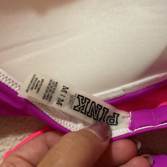 NWOT women’s Victoria’s Secret PINK bikini top. Size Medium - Picture 3 of 4